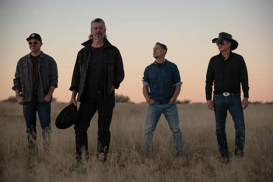 Roger Clyne & The Peacemakers at HI-FI